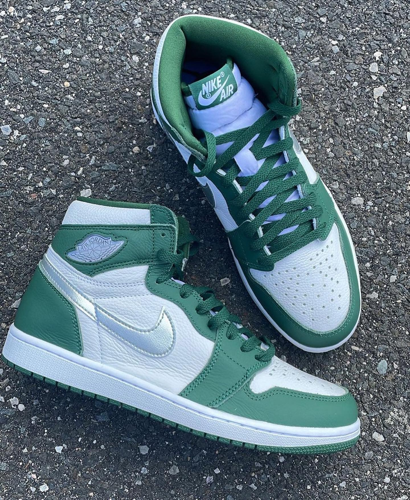Jordan 1 Retro High OG Gorge Green