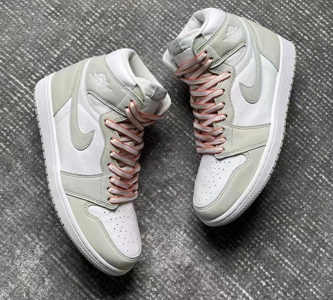 Jordan 1 High OG Seafoam (W)