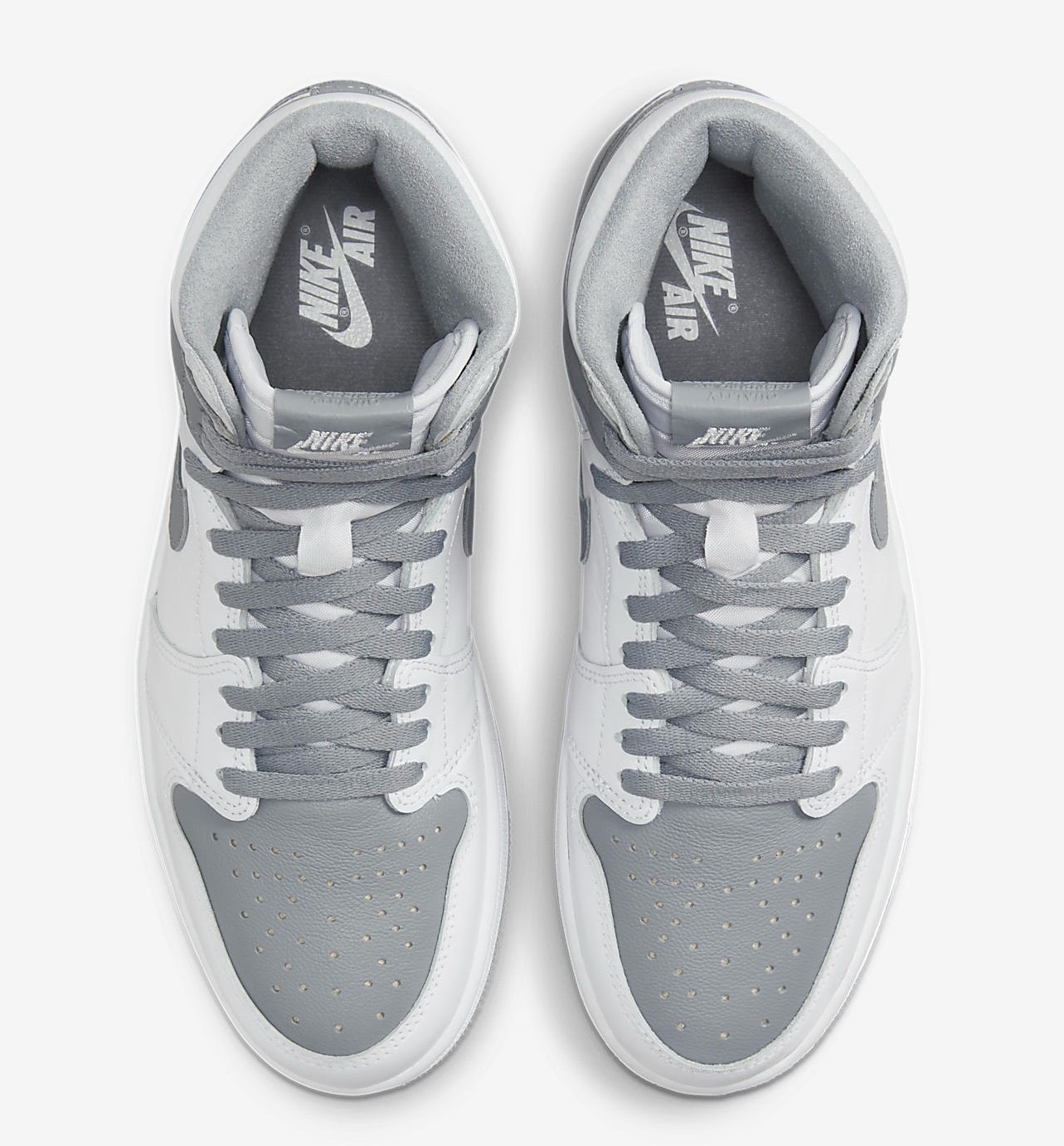Jordan 1 Retro High OG Stealth