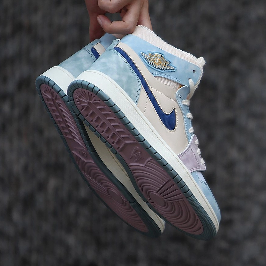 Jordan 1 High Zoom Air CMFT Celestine Blue